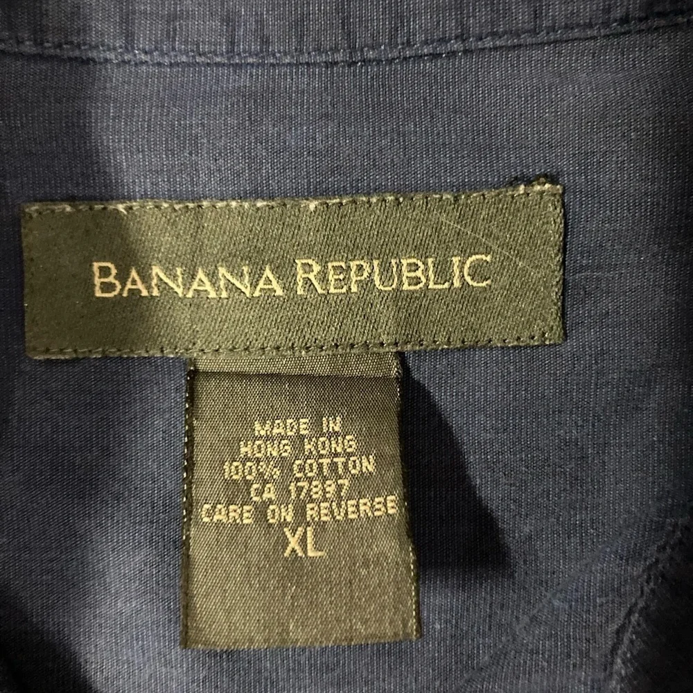 Banana Republic Men’s XL Blue Button‎ Down Shirt